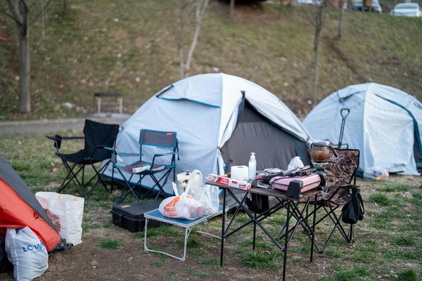 Comment participer à une randonnée guidée sur le Mont Blanc, France : préparations et précautions ?